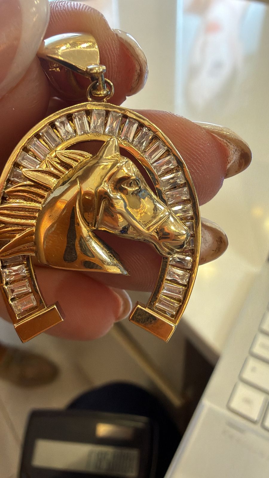 DIJE CABALLO CON PIEDRAS 10K 6G